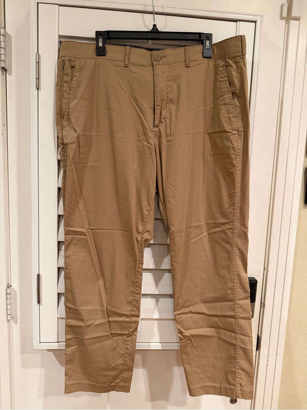 Abercrombie & Fitch Men's Khaki Stretch Chinos - Tan
